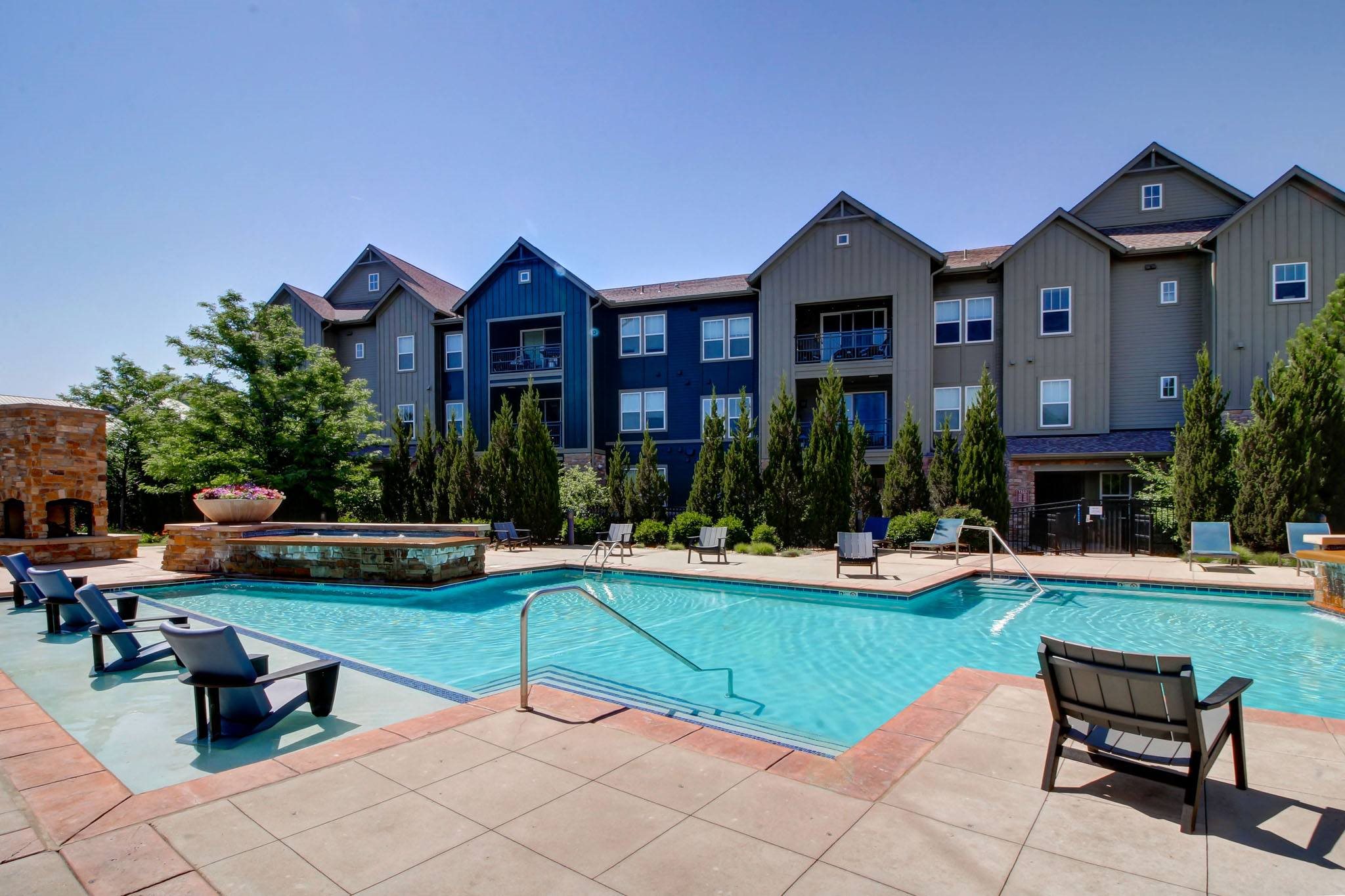 Photos of Berkshire Aspen Grove Luxury Apartments in Littleton, CO